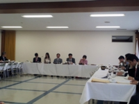 日本の前途と歴史教育を考える議員の会に出席、衛藤議員は会長代行。（平成25年4月10日　自民党本部）